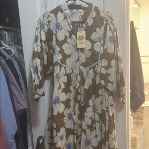 Entro dress - Brown Floral with Blue Accents